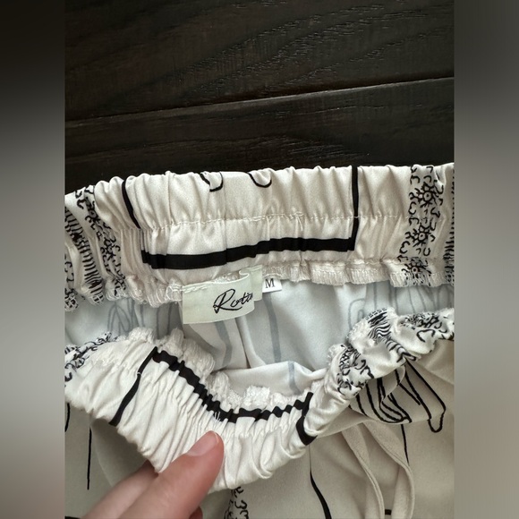 Viral 2 piece desert cactus set - Picture 6 of 13